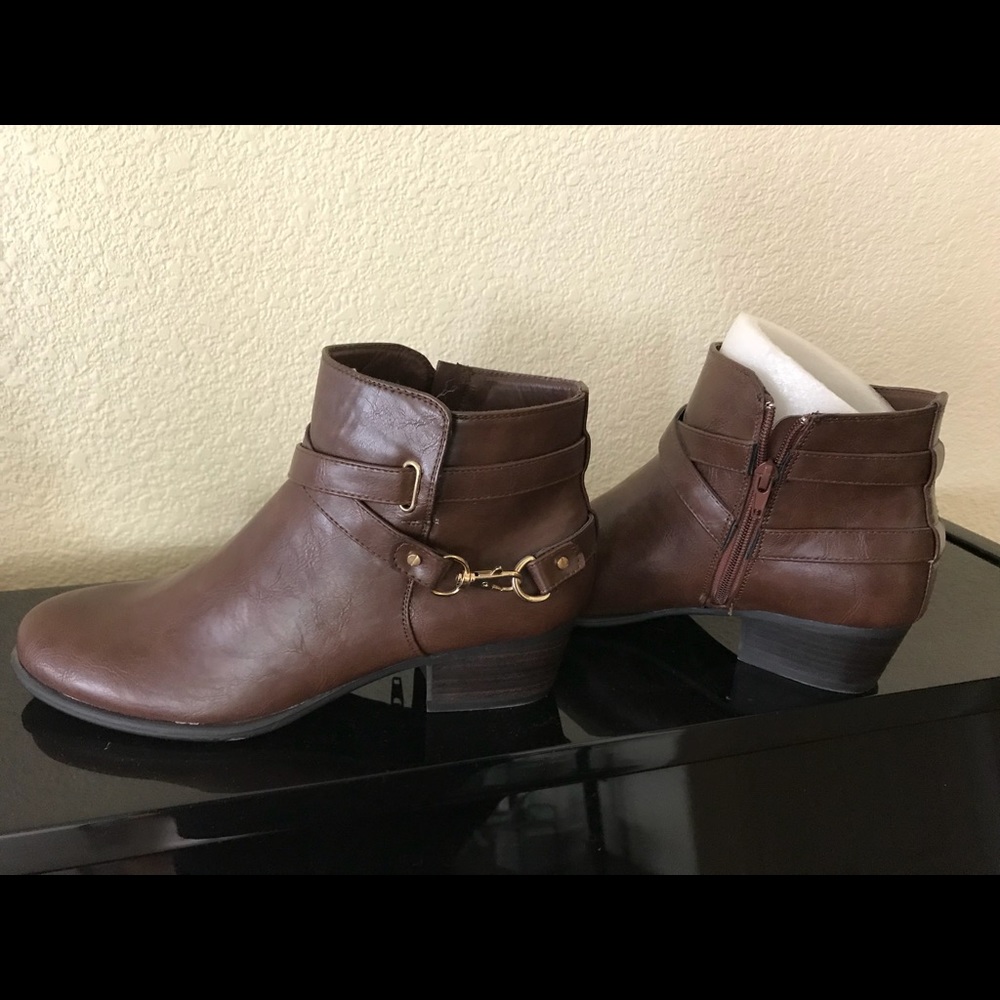 Size 10 Women’s Brown Ankle Bootie