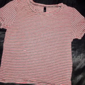 Stripes crop top ❤️🖤