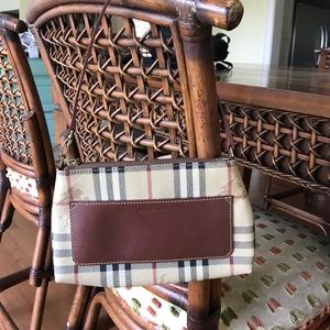 Burberry purse