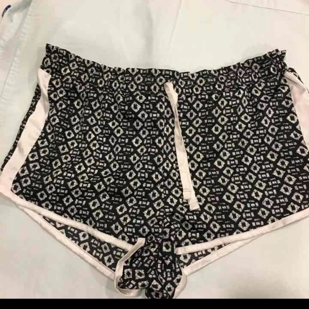 Victoria’s Secret Very Sexy Pajama Shorts NWT M