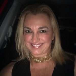 Meet your Posher, Silvia