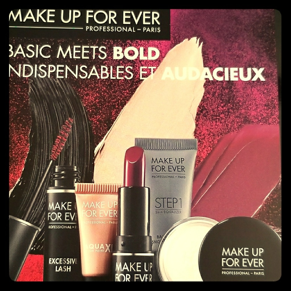 *Sold* Makeup Forever Bundle Set