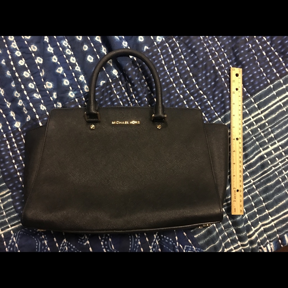 michael kors selma bag missing shoulder strap