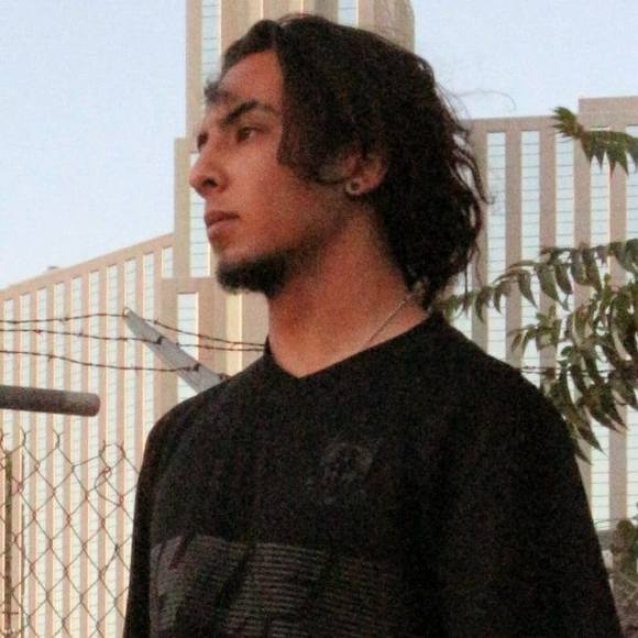 Meet your Posher, Daniel - Picture 1 of 1