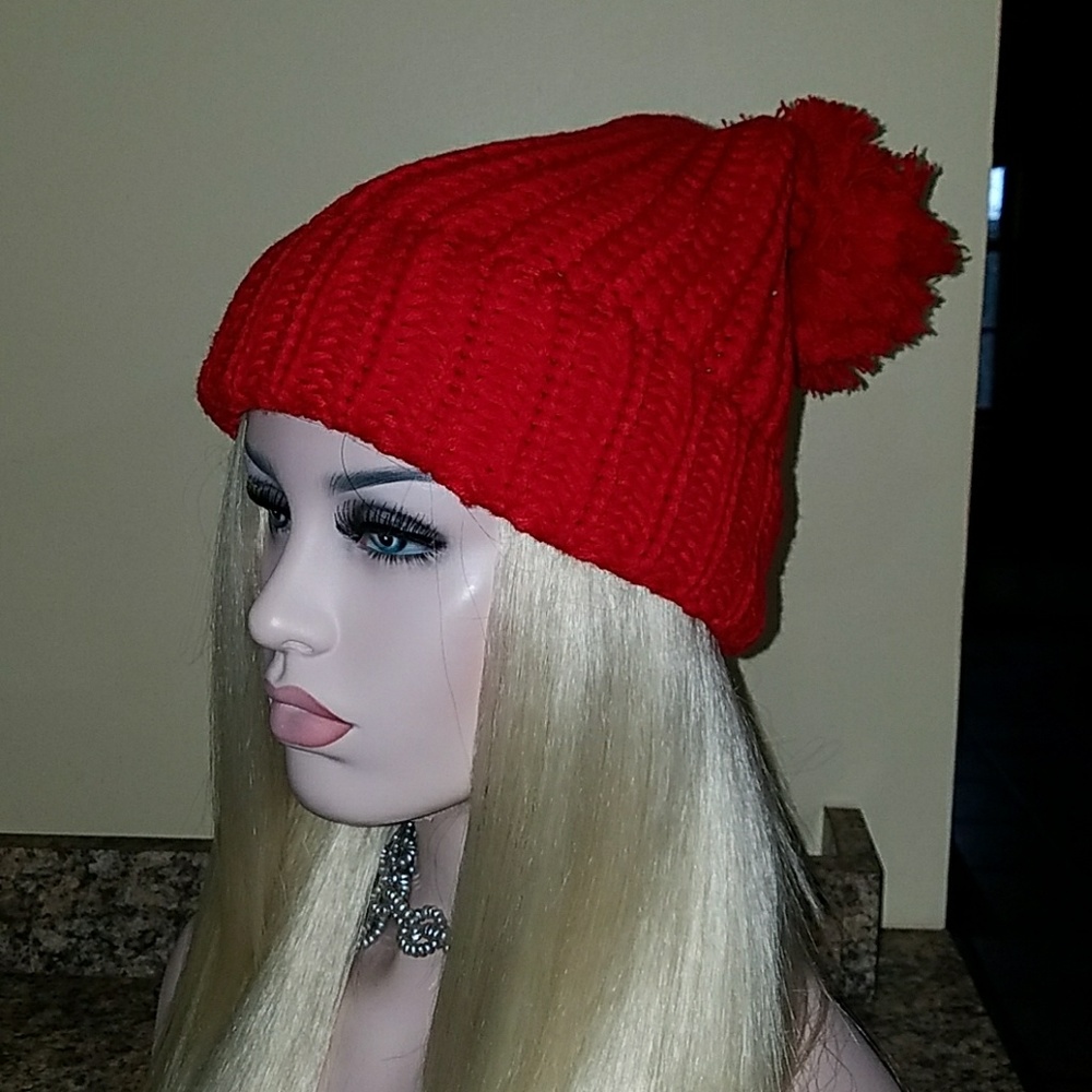 New without tags cable knit winter hat