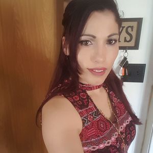 Meet your Posher, Beatriz