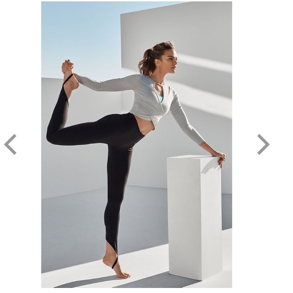 fabletics stirrup leggings