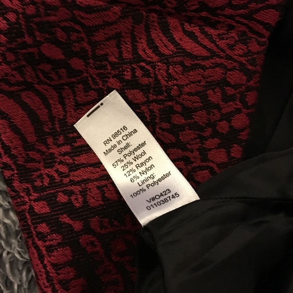 Coldwater Creek blazer | black & red | patterned - Picture 4 of 8