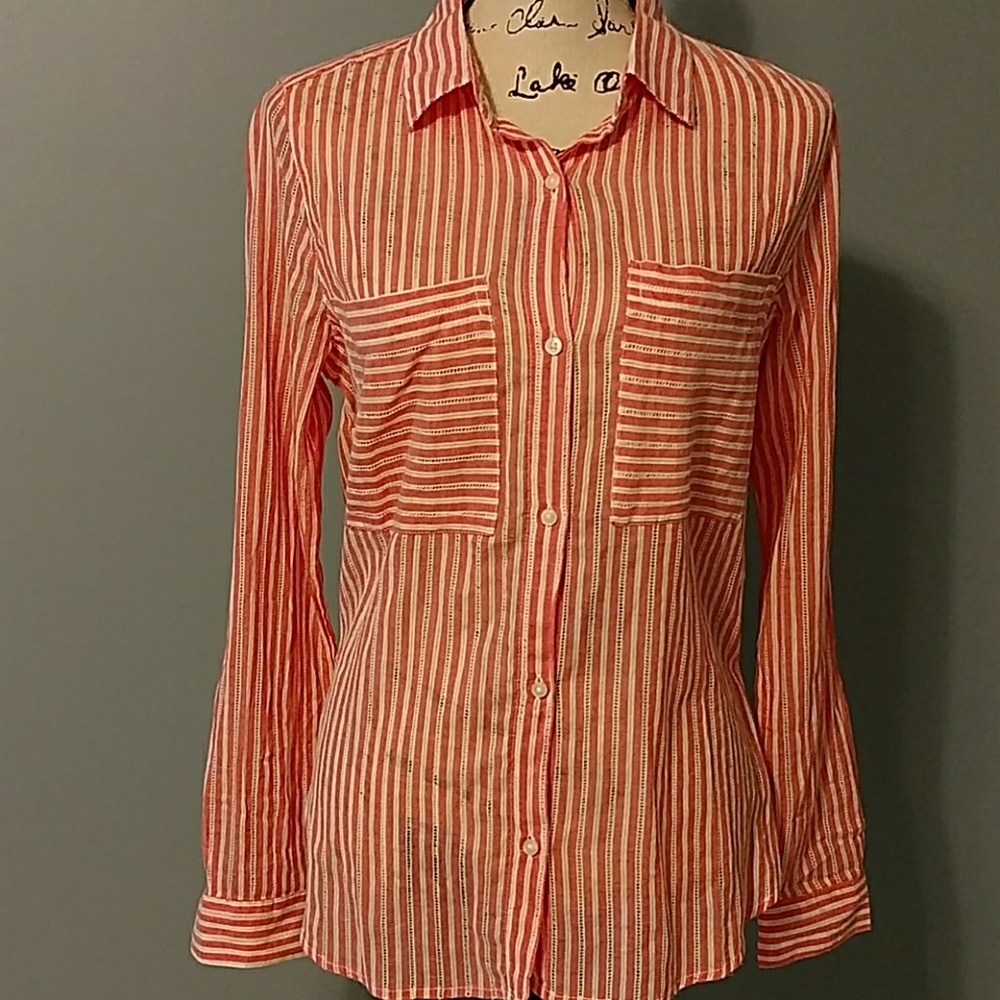 NWT! Old Navy Blouse with Hi-Lo Hem