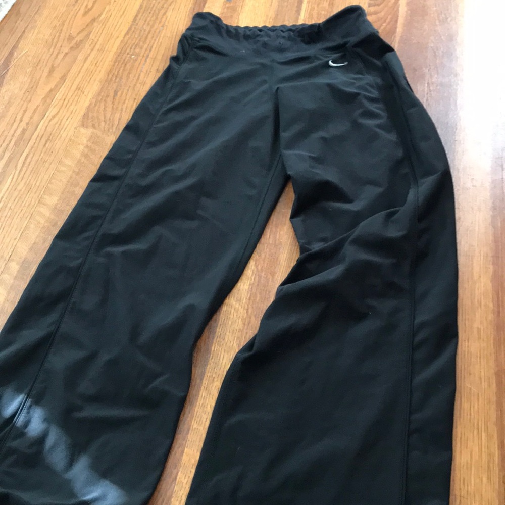 Black nike sweats
