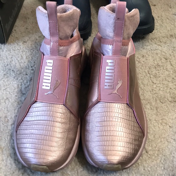 Rihanna pumas pink - Picture 1 of 2