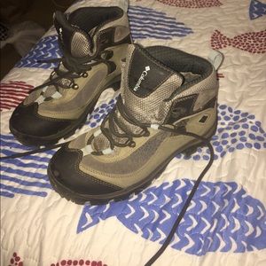 Columbia Women boots