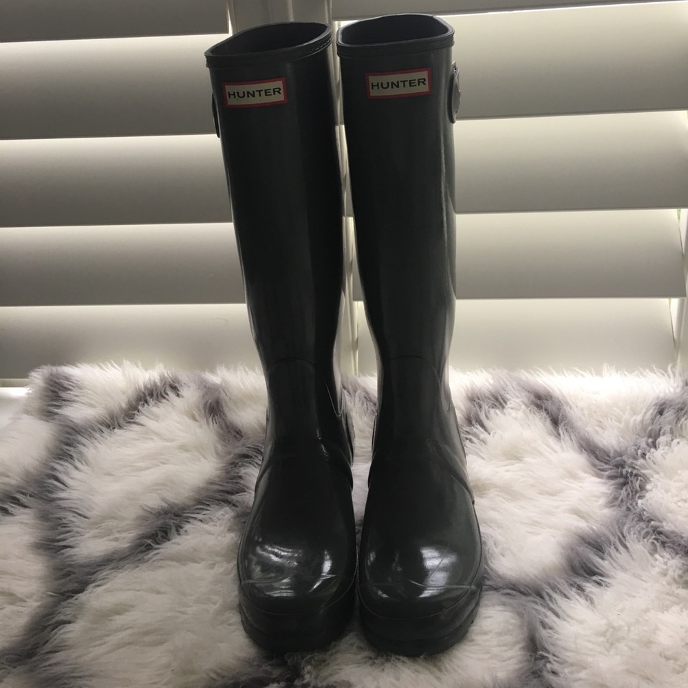 Hunter tall gloss boots