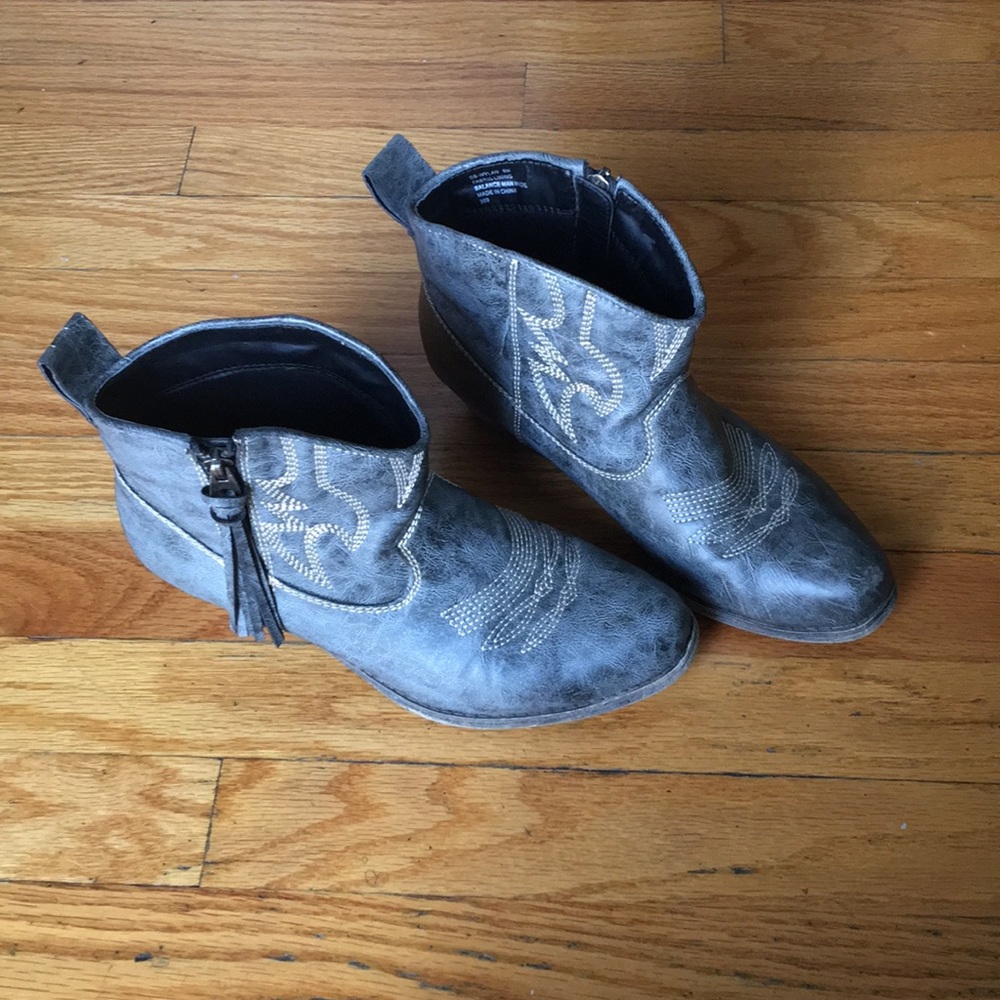 Western ankle bootie