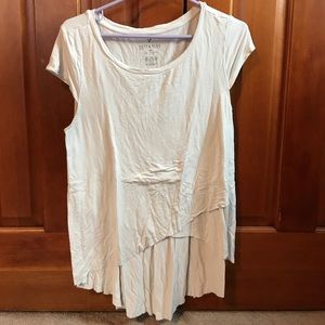 Maroon and White American Eagle Tees(2)