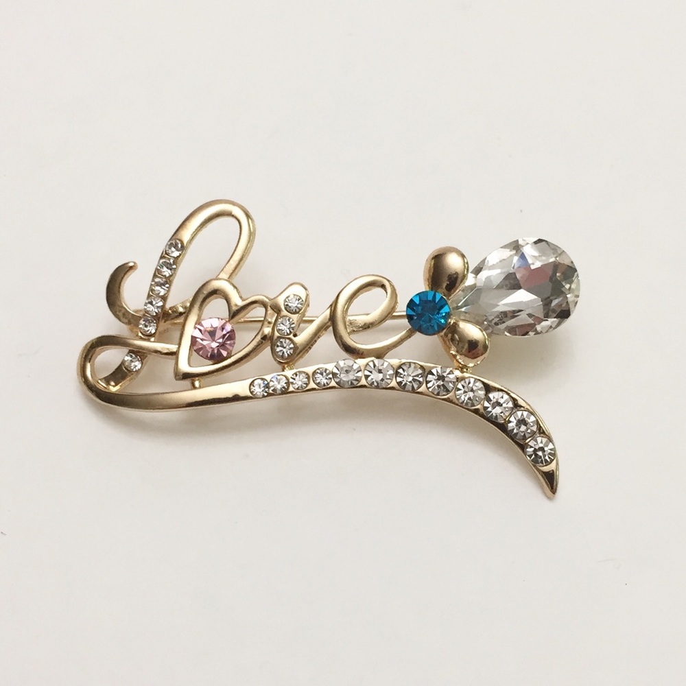 Love Brooch Pin