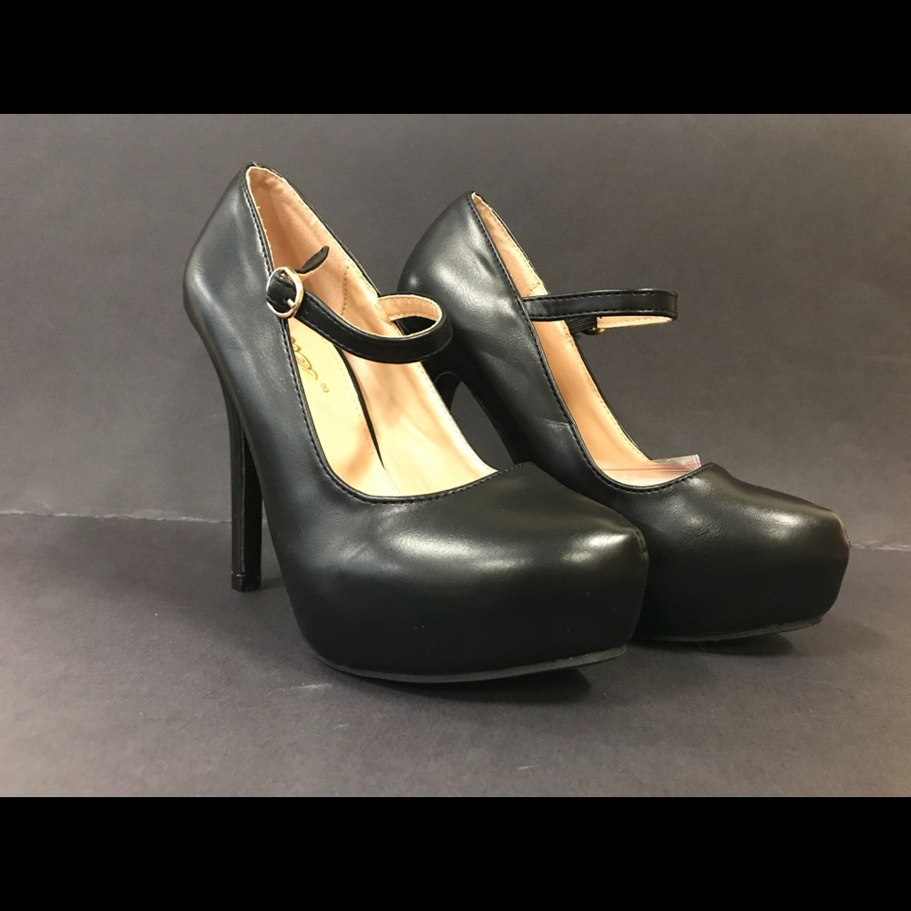 Black Mary Jane Heels