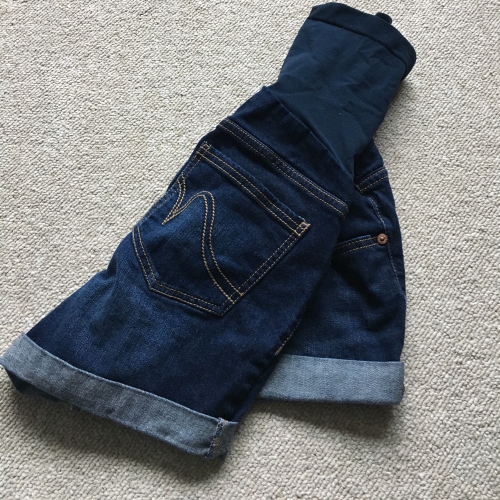 Maternity denim shorts