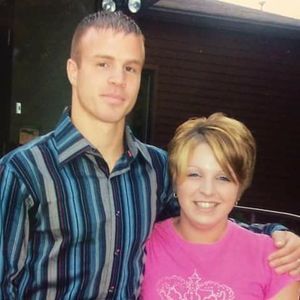 Meet your Posher, Tia