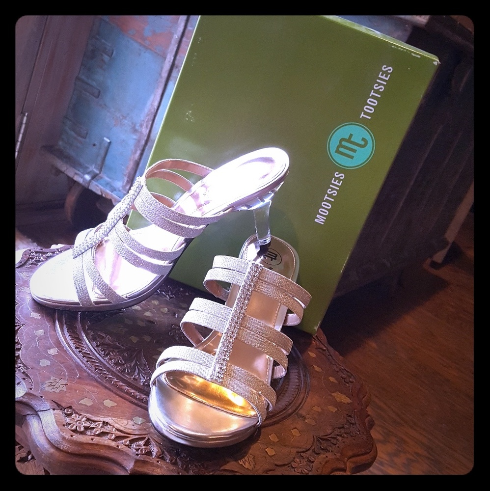 Mootsies Tootsies Size 8 Silver Heels