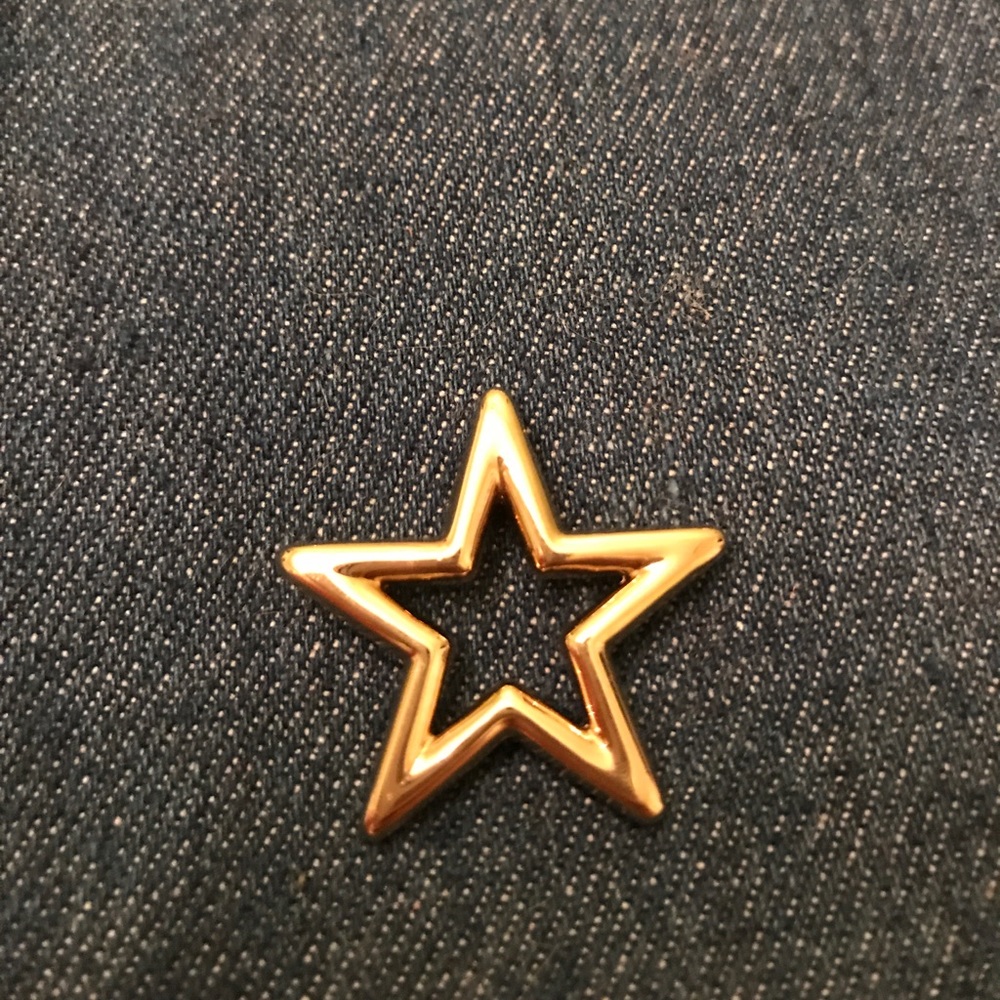Gold Star Pendant!