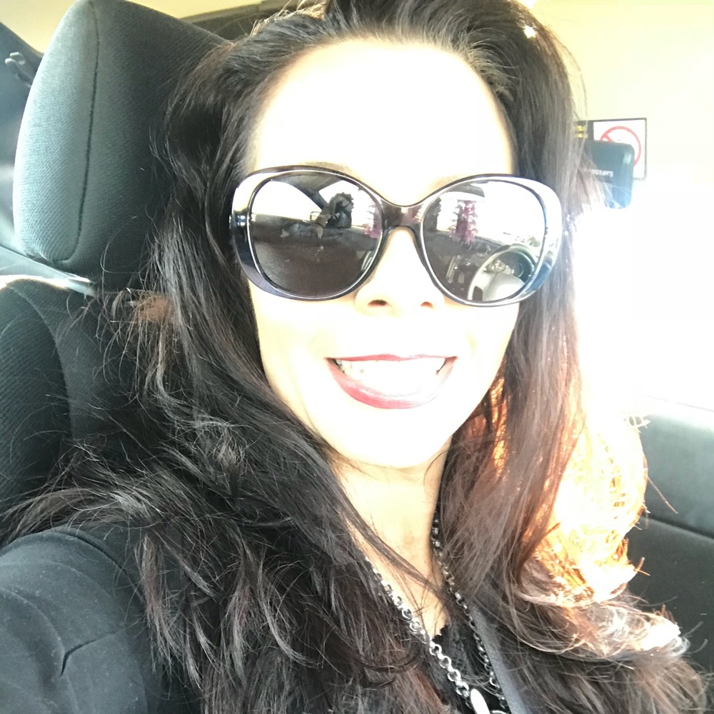 Meet your Posher, Lenina