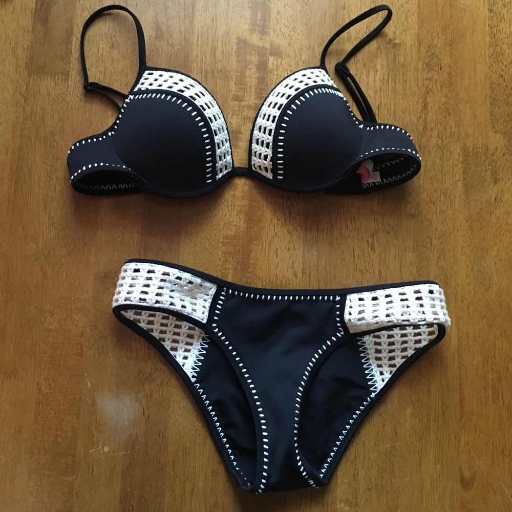 Victoria’s Secret bikini