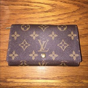 Authentic Louis Vuitton wallet