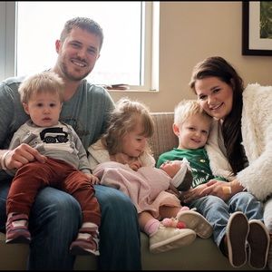 Meet your Posher, Danielle