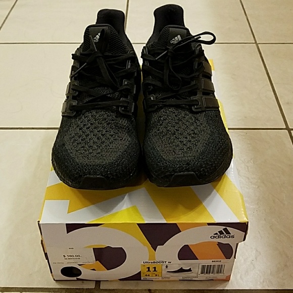 la coutume poshmark adidas ultra boost la coutume coutume la poshmark adidas ultra boost a66da4