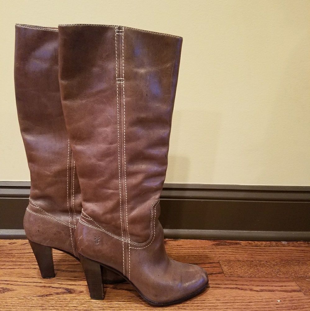 Frye Vicki Campus Boot