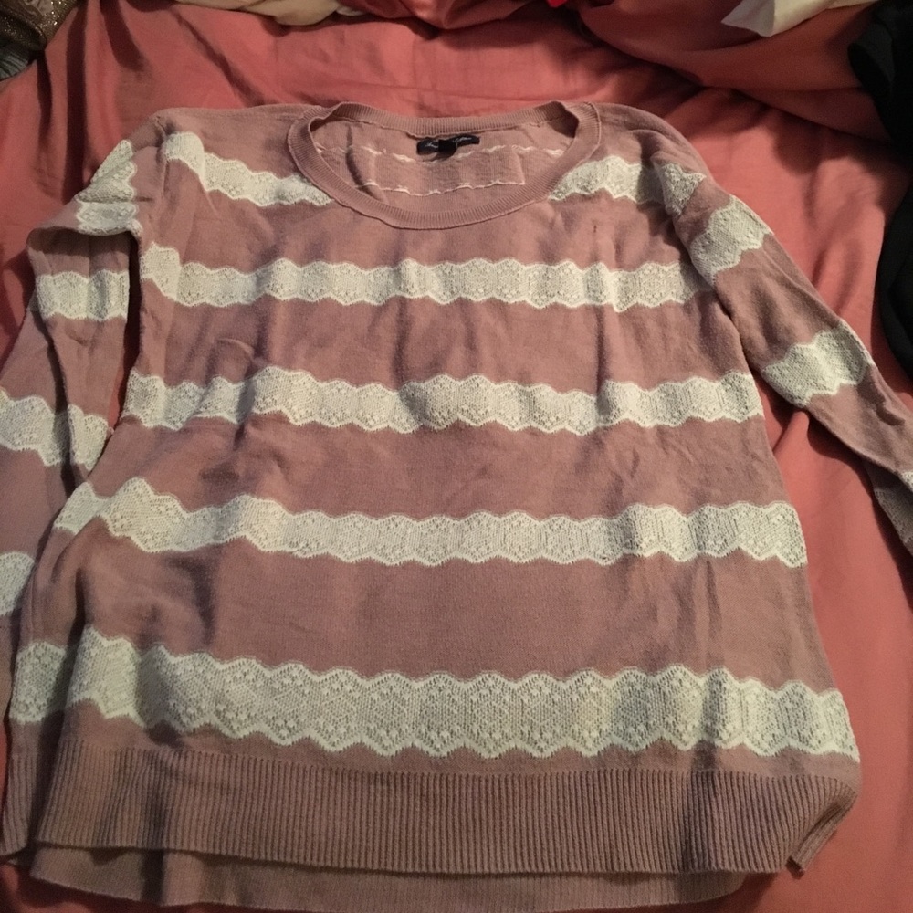 American Eagle beautiful pink sweater