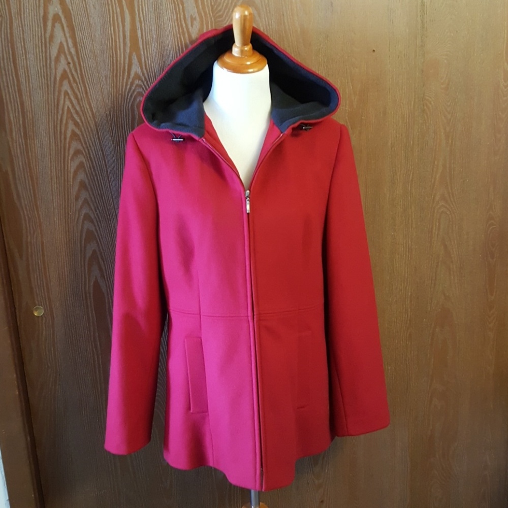 Levine Classics Red Wool Coat With Hood