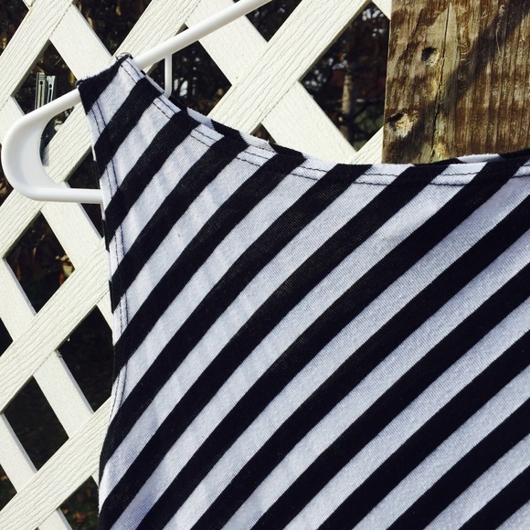 Necessary Objects Striped XS Dress Cute Adorable - Picture 3 of 4