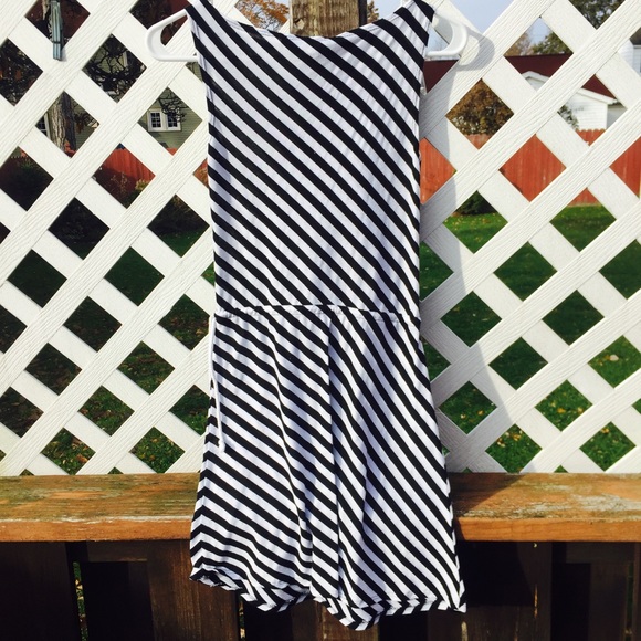 Necessary Objects Striped XS Dress Cute Adorable - Picture 4 of 4