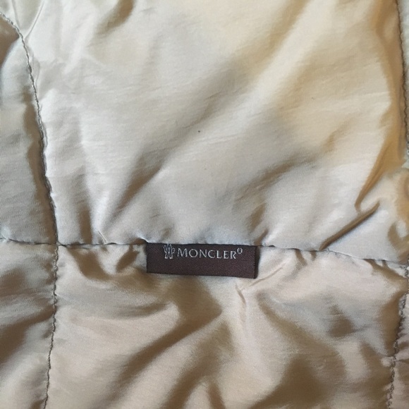 MONCLER - Gold Quilted Winter Puff Coat, XL - Picture 6 of 8