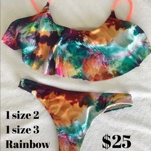 New, never worn Bikini rainbow with top flown