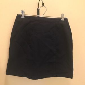 Navy blue GAP textured mini skirt - Size 6