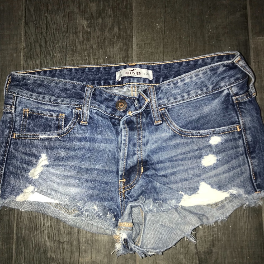 Hollister festival shorts