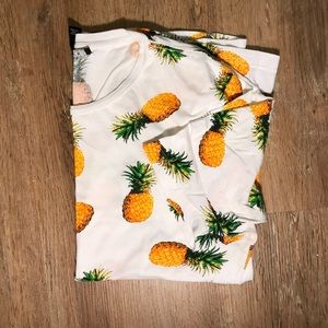 Forever21 Pineapple Print T-shirt (Medium/White)