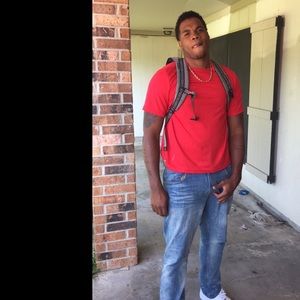 Meet your Posher, Julian