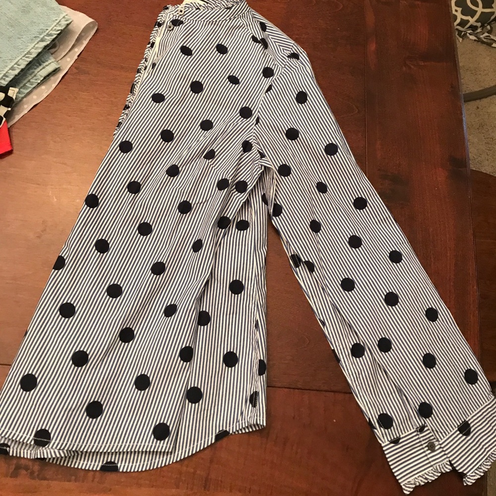 Boden- “Virginia ruffle shirt”