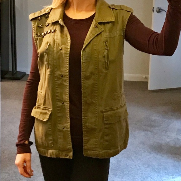 Bloomingdale's Distressed Army Vest - Picture 4 of 5