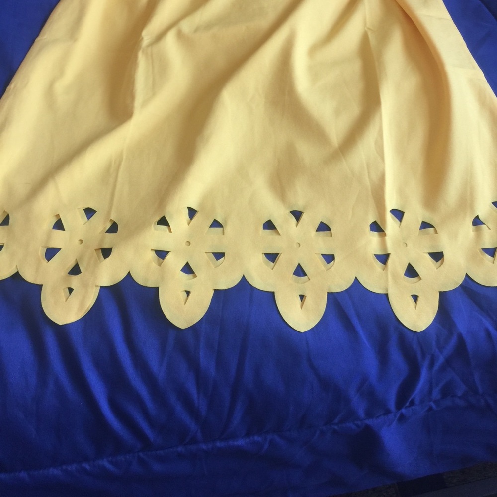 Dress - Picture 3 of 3