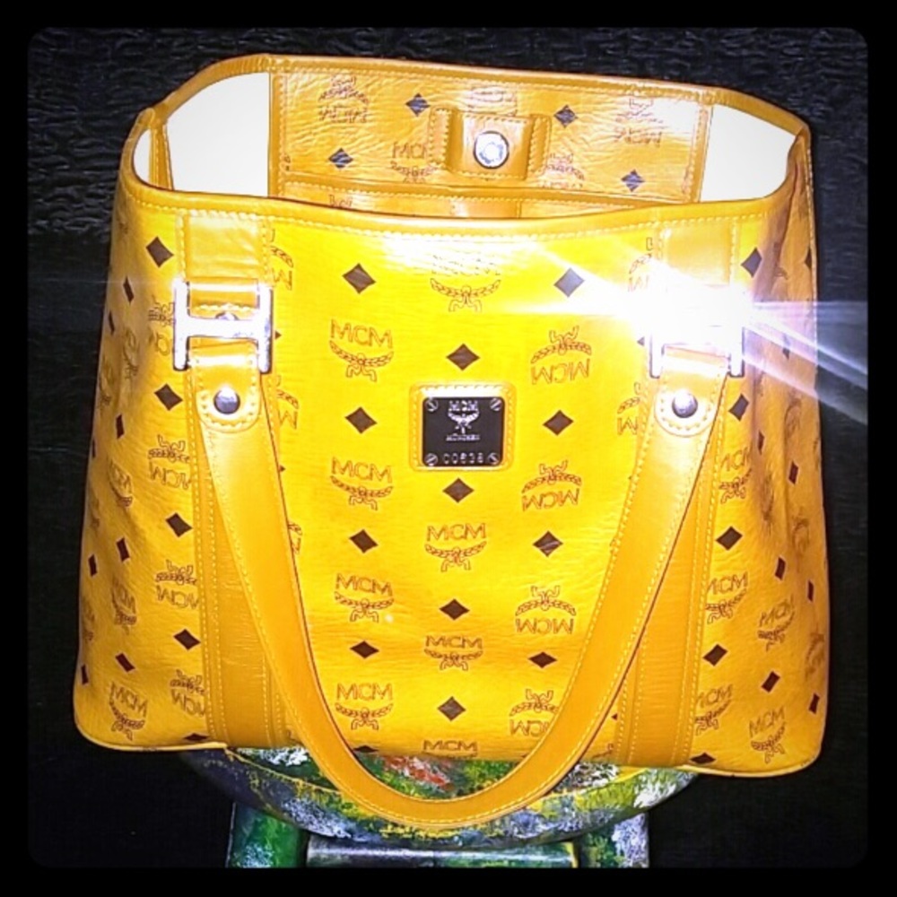 PRICE DROP!! 2 DAYS ONLY!! Trade value $700 - Picture 1 of 4