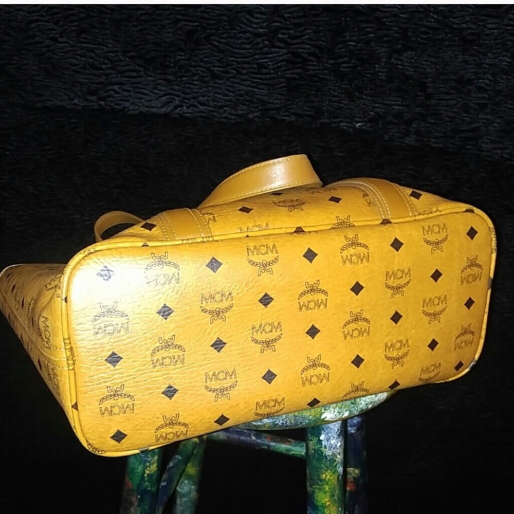 PRICE DROP!! 2 DAYS ONLY!! Trade value $700 - Picture 3 of 4