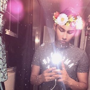 Meet your Posher, Cesar