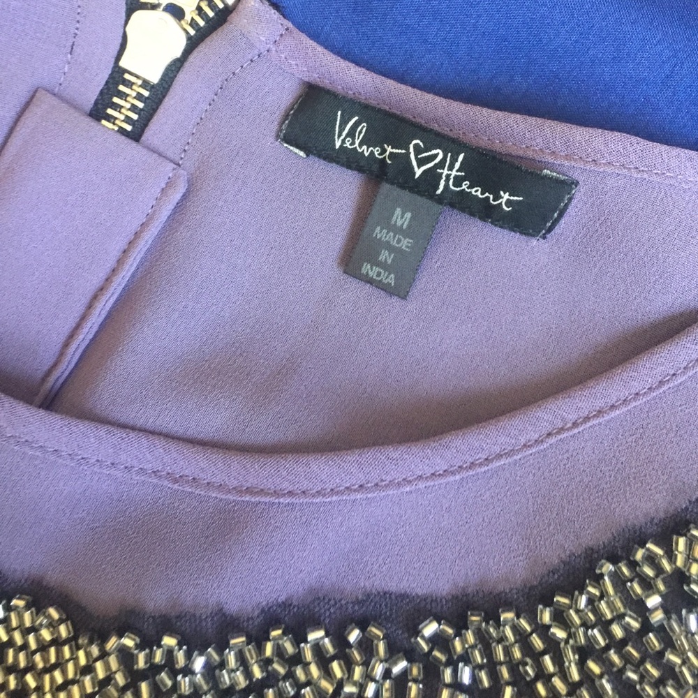 Blouse - Picture 2 of 3