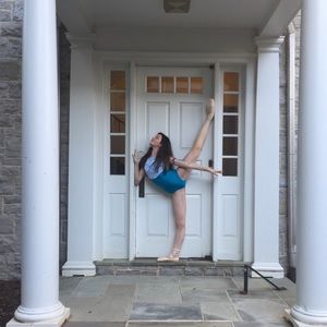 Meet your Posher, Lilly