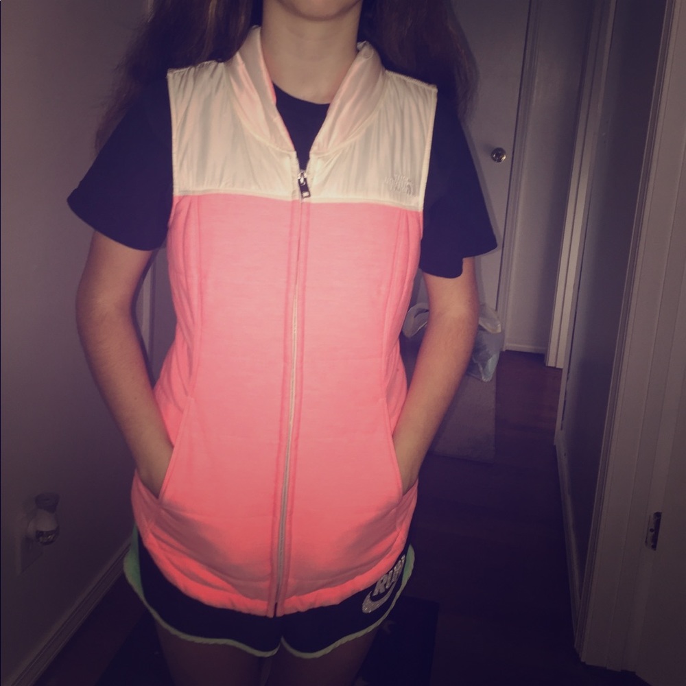 North Face Vest - Picture 1 of 3